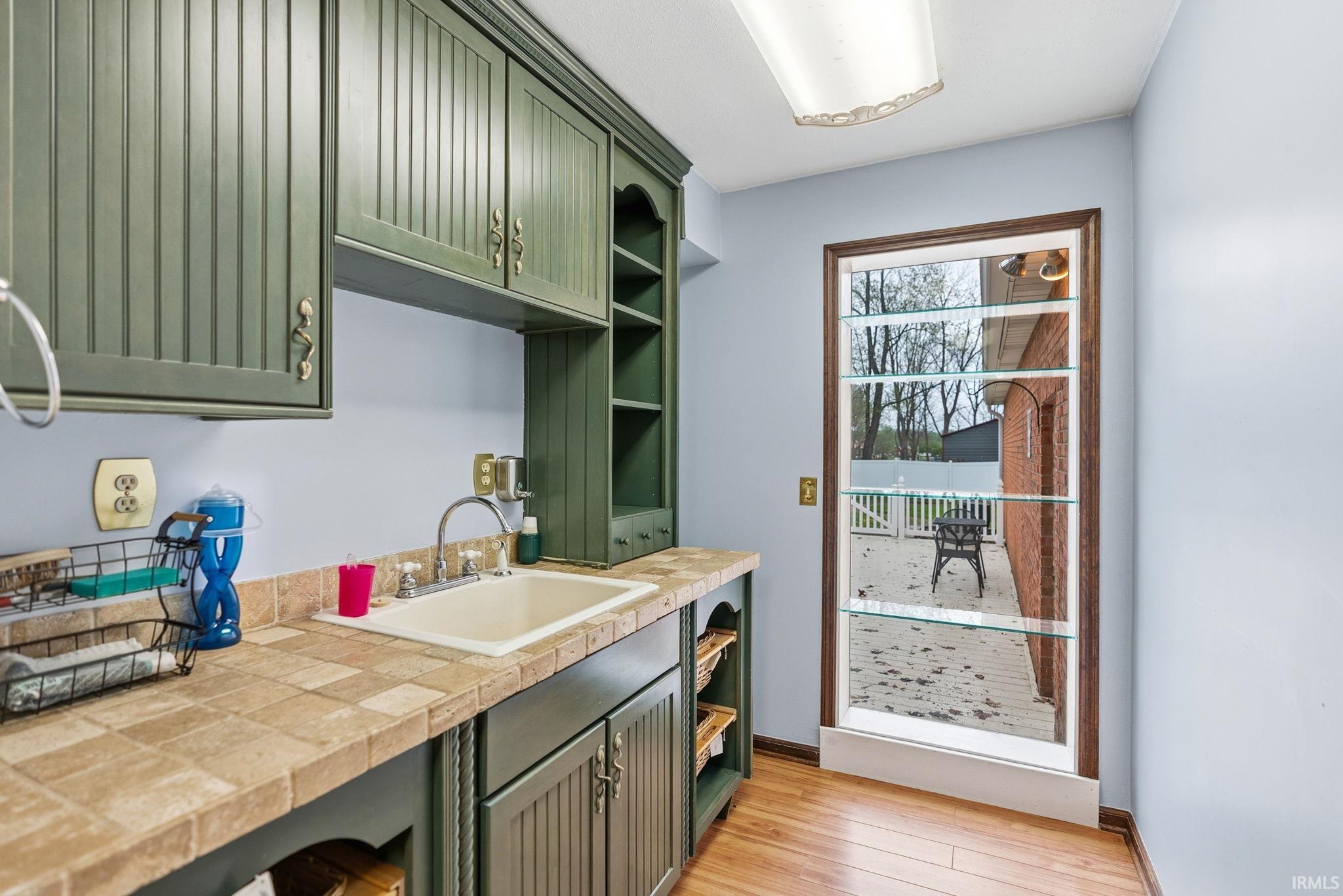 1910 Deer Trail Warsaw IN 46580