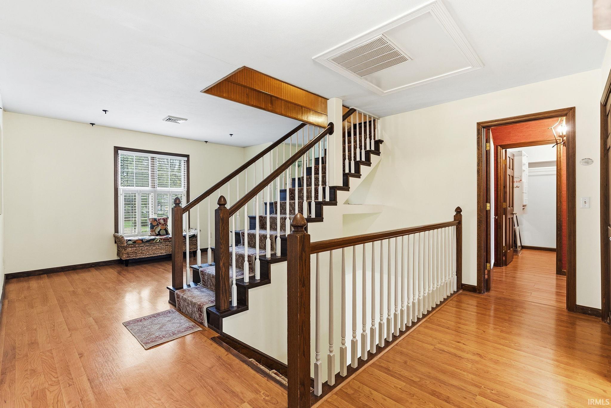 1910 Deer Trail Warsaw IN 46580