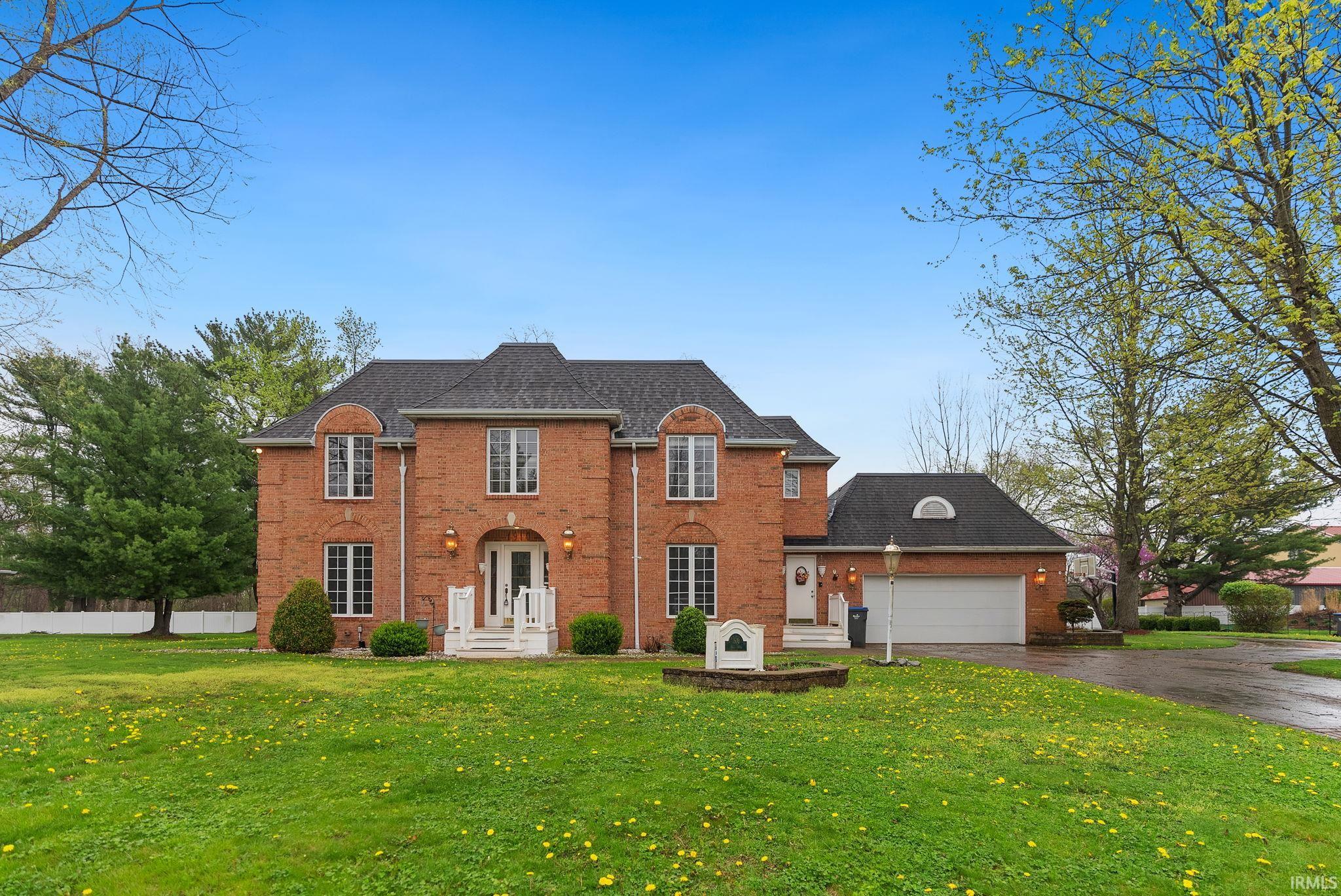 1910 Deer Trail Warsaw IN 46580