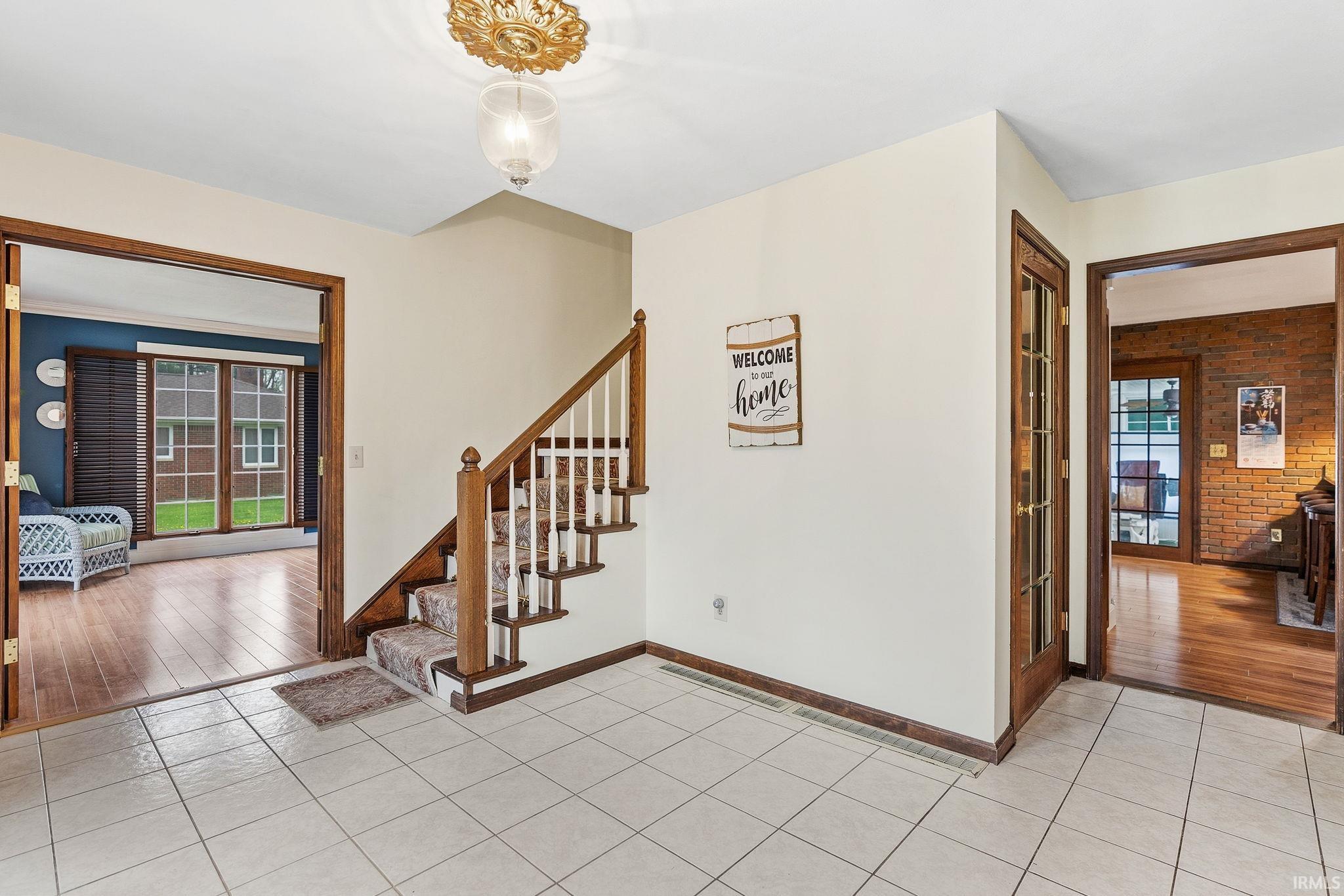 1910 Deer Trail Warsaw IN 46580