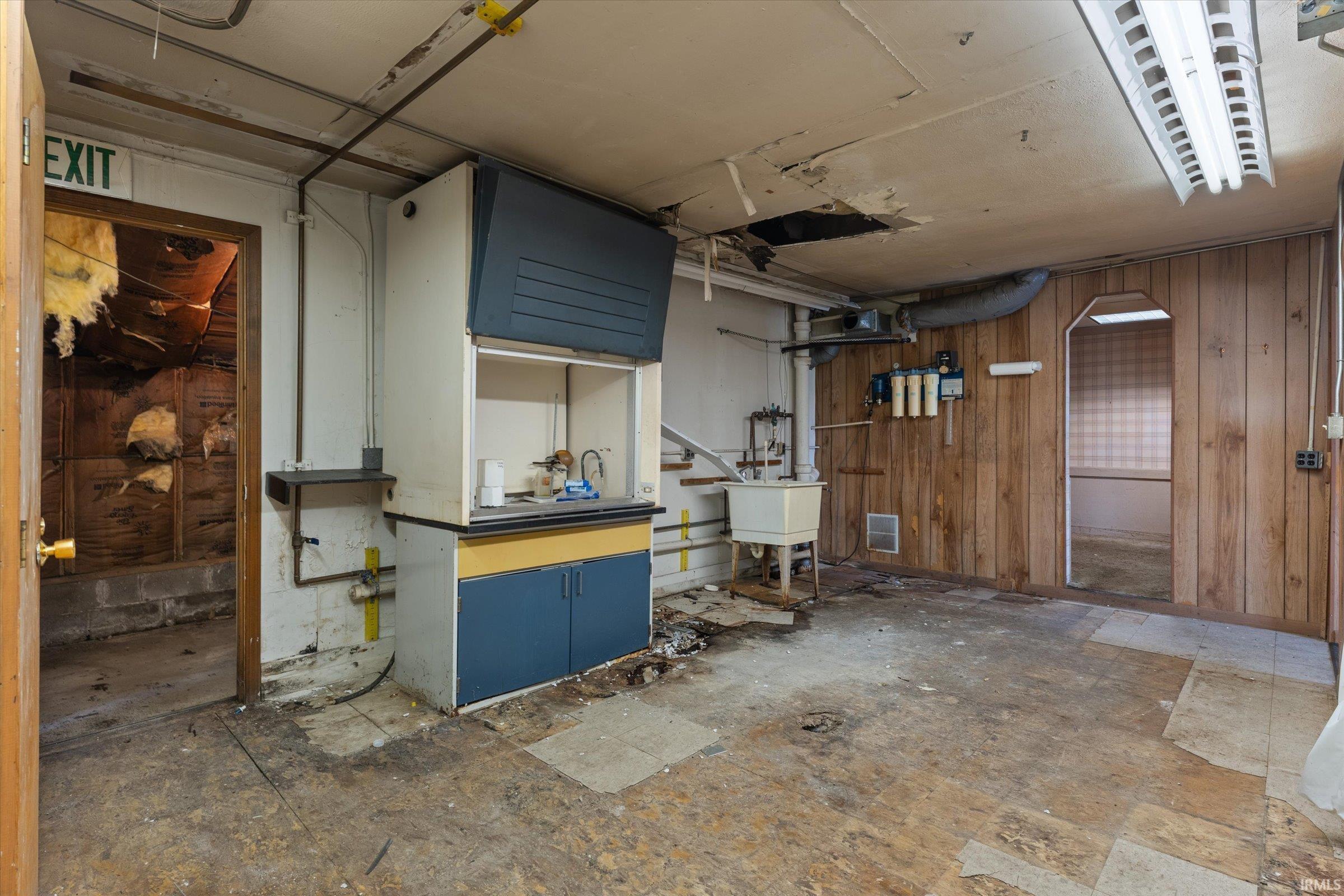 113 W Fairview Avenue South Bend IN 46614