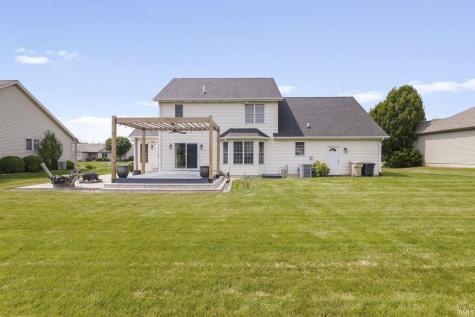 5682 Yellow Wood Drive South Bend IN 46614