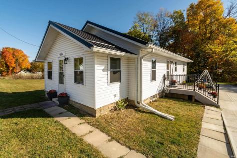 5854 S Fairfax Road Bloomington IN 47401