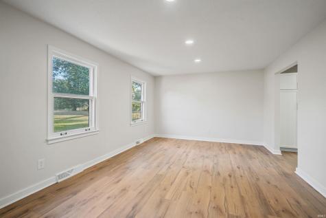 6207 Woodcliff Court Kokomo IN 46901
