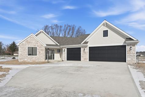 9331 Fuji Cove Fort Wayne IN 46835