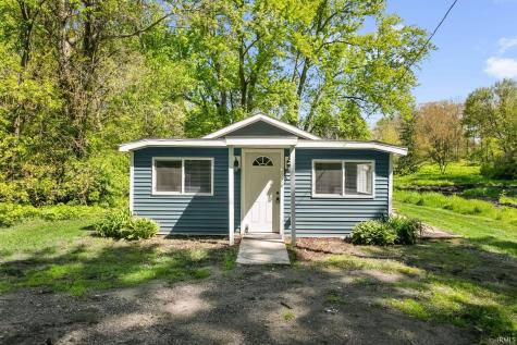 7323 E Pansy Lane New Carlisle IN 46552