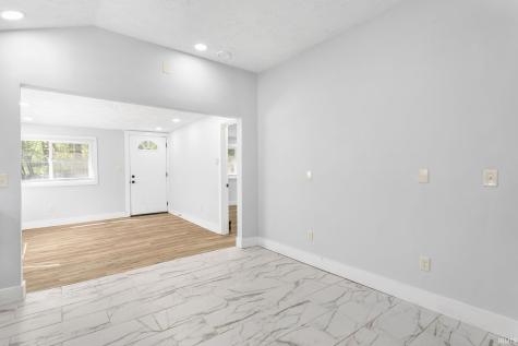 7323 E Pansy Lane New Carlisle IN 46552