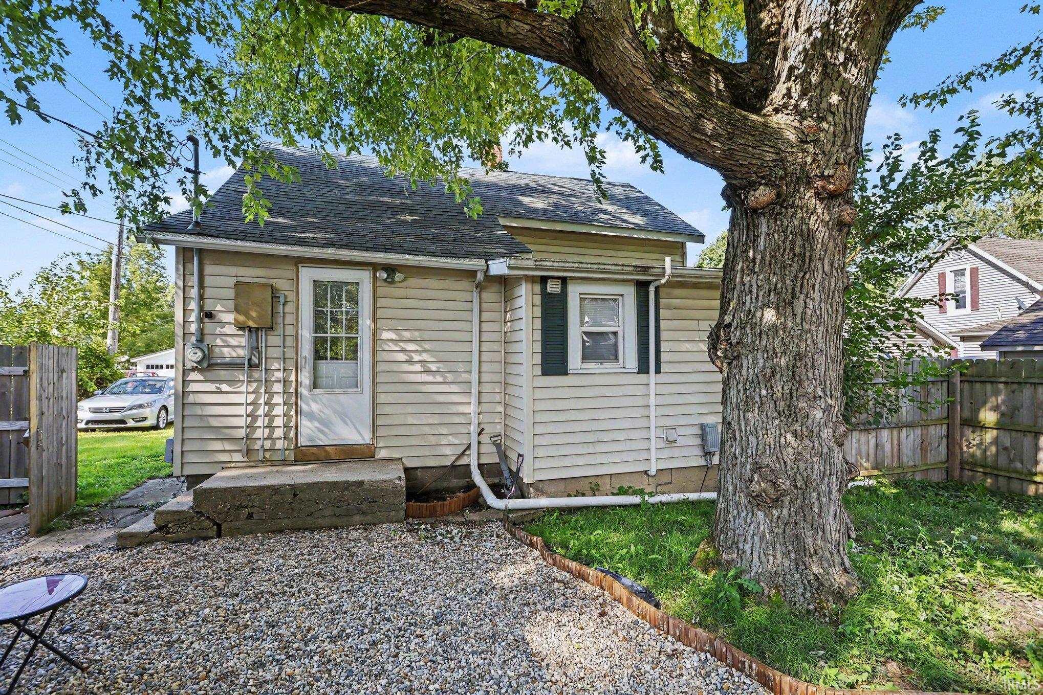 151 E John Street Nappanee IN 46550