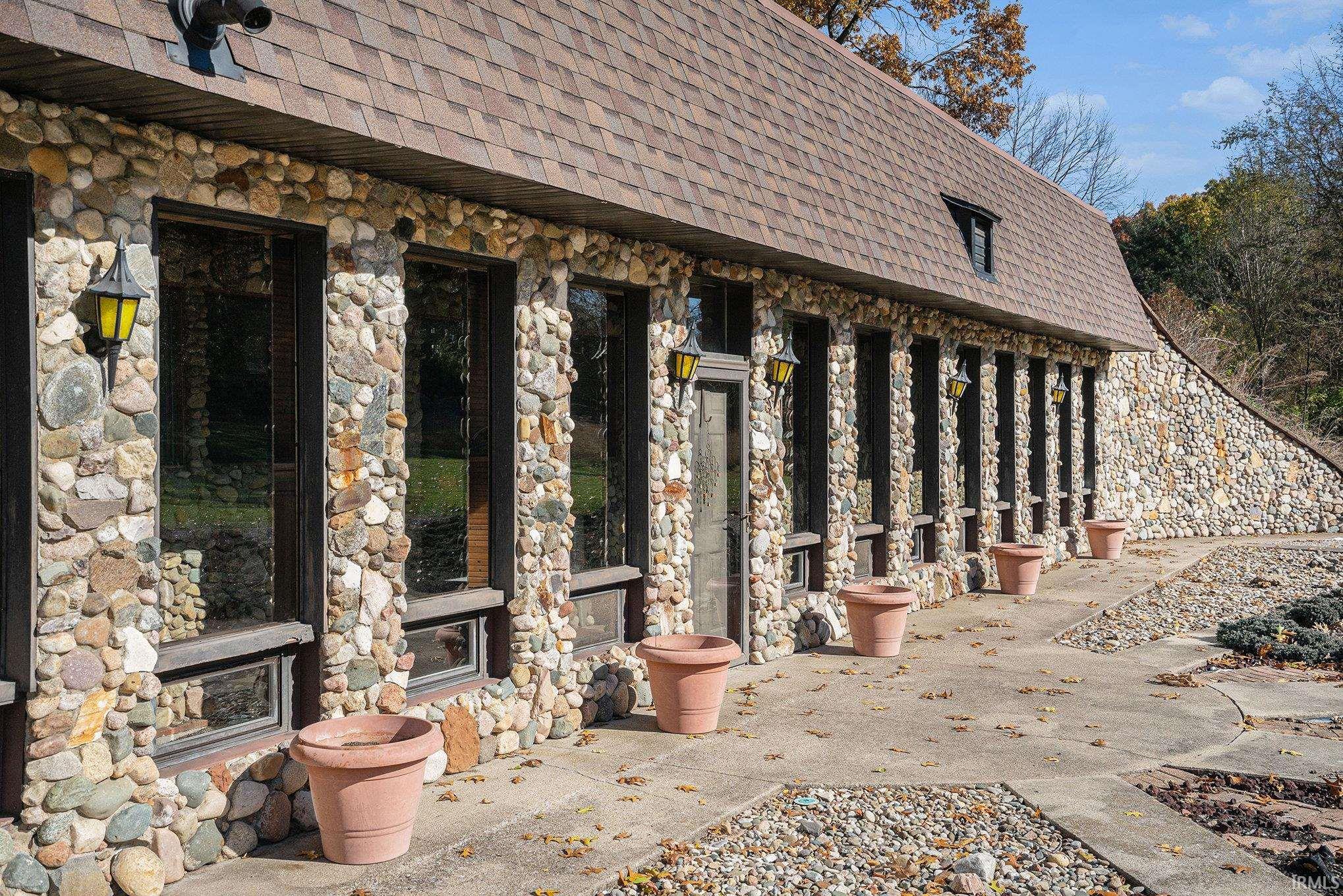 16015 County Road 4 Bristol IN 46507