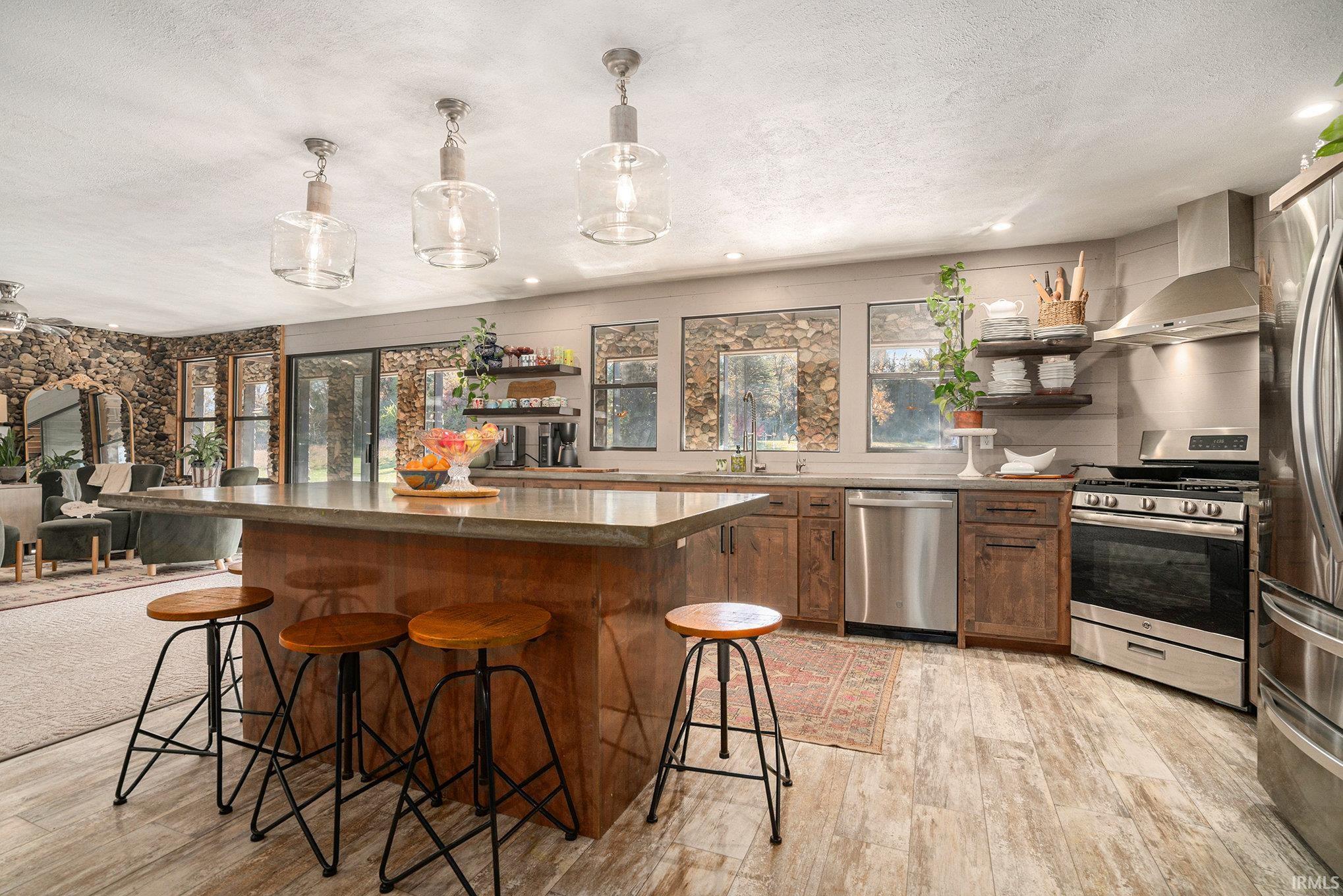 16015 County Road 4 Bristol IN 46507