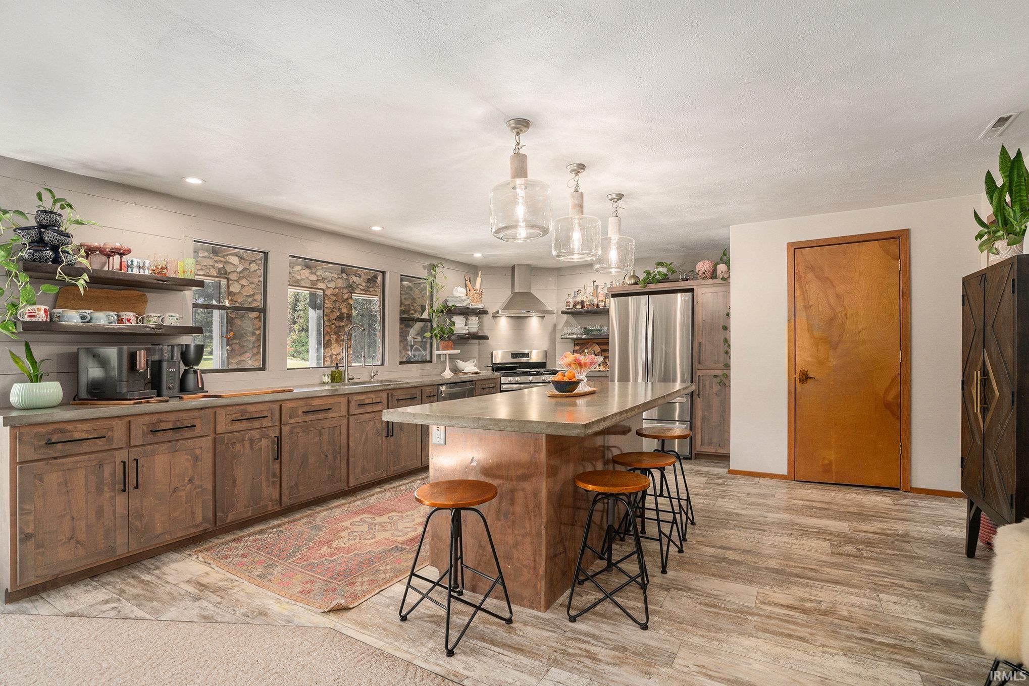 16015 County Road 4 Bristol IN 46507