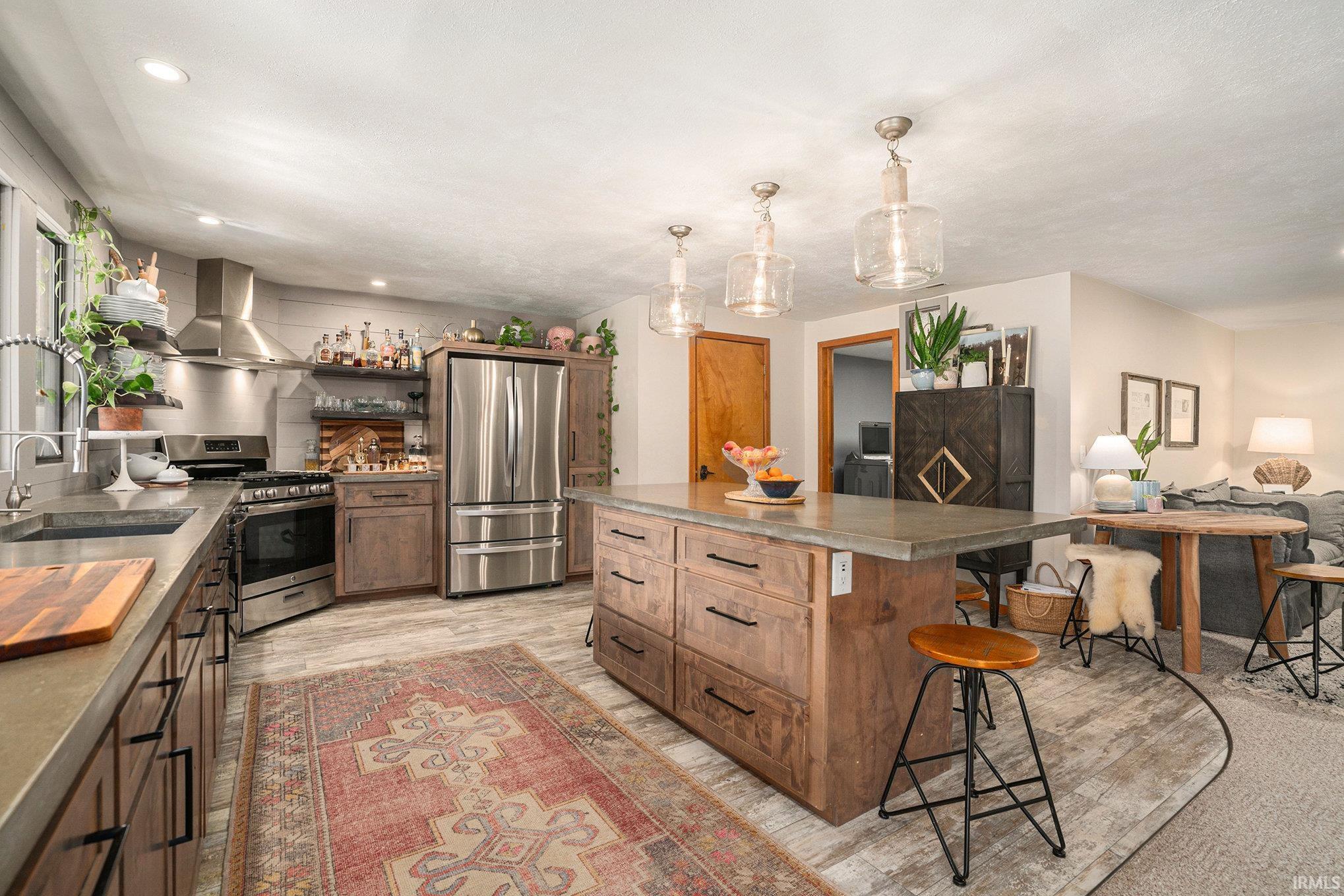 16015 County Road 4 Bristol IN 46507