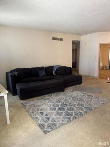 51838 Melwood Court South Bend IN 46628