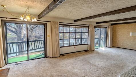 3962 E Lake Road 26 W Monticello IN 47960