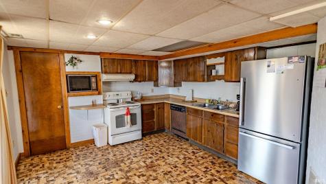 3962 E Lake Road 26 W Monticello IN 47960