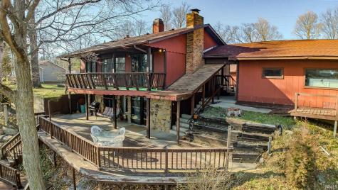 3962 E Lake Road 26 W Monticello IN 47960