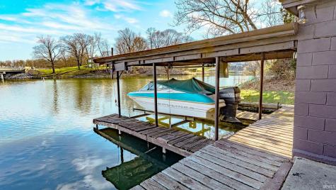 3962 E Lake Road 26 W Monticello IN 47960