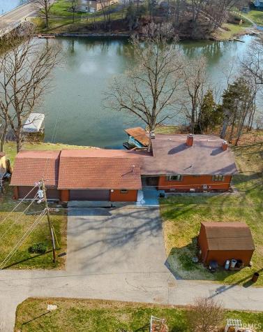 3962 E Lake Road 26 W Monticello IN 47960