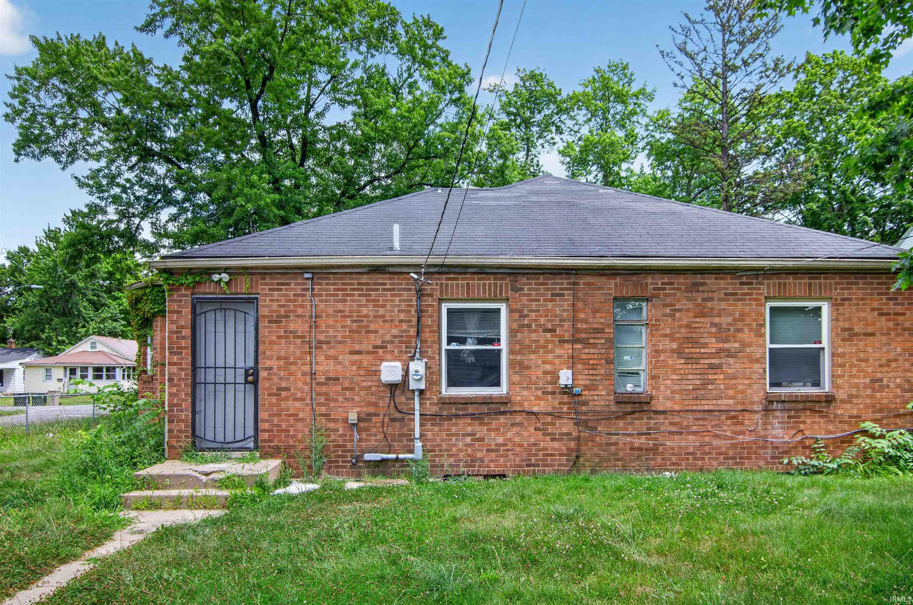 1053 N Elmer Street South Bend IN 46628