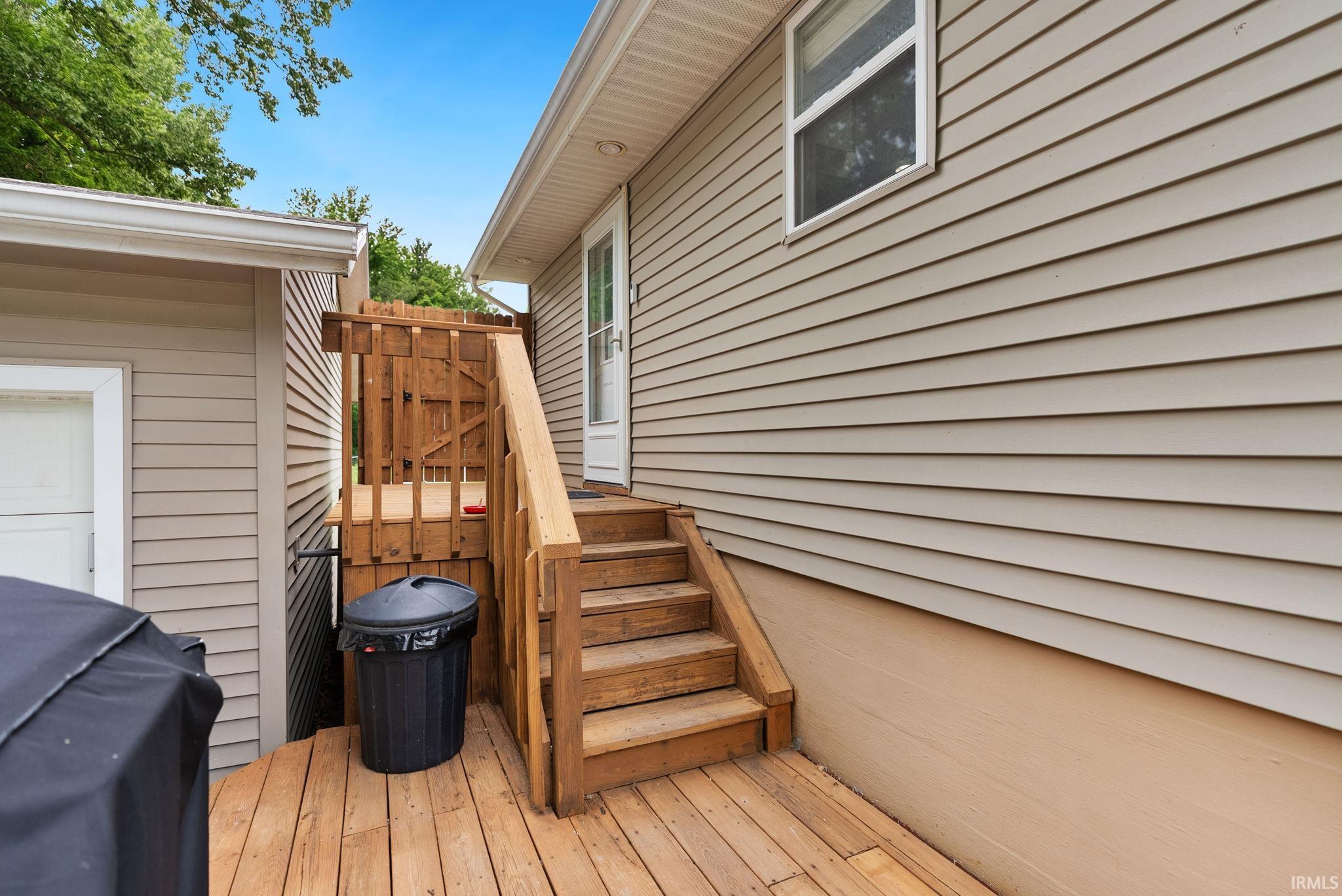 2136 Chapman Lake Drive Warsaw IN 46582