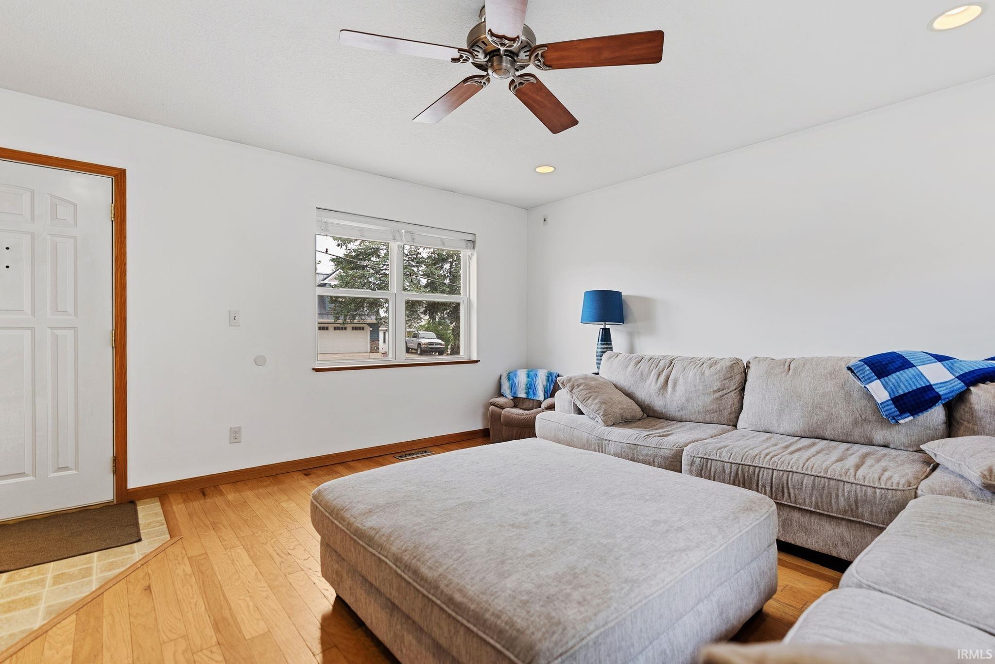 2136 Chapman Lake Drive Warsaw IN 46582
