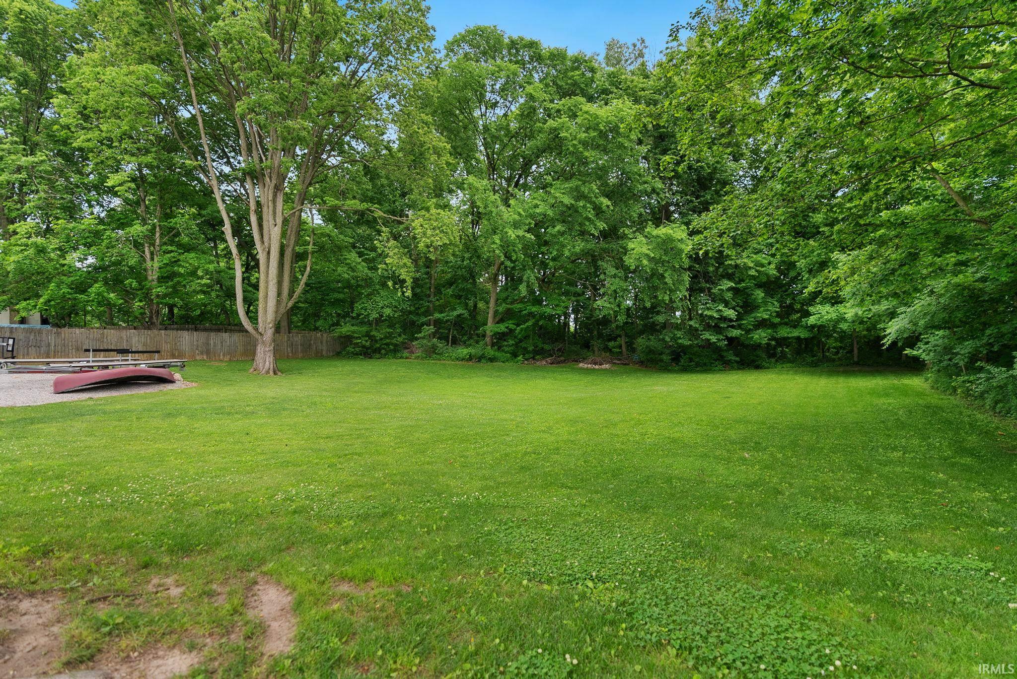 2136 Chapman Lake Drive Warsaw IN 46582