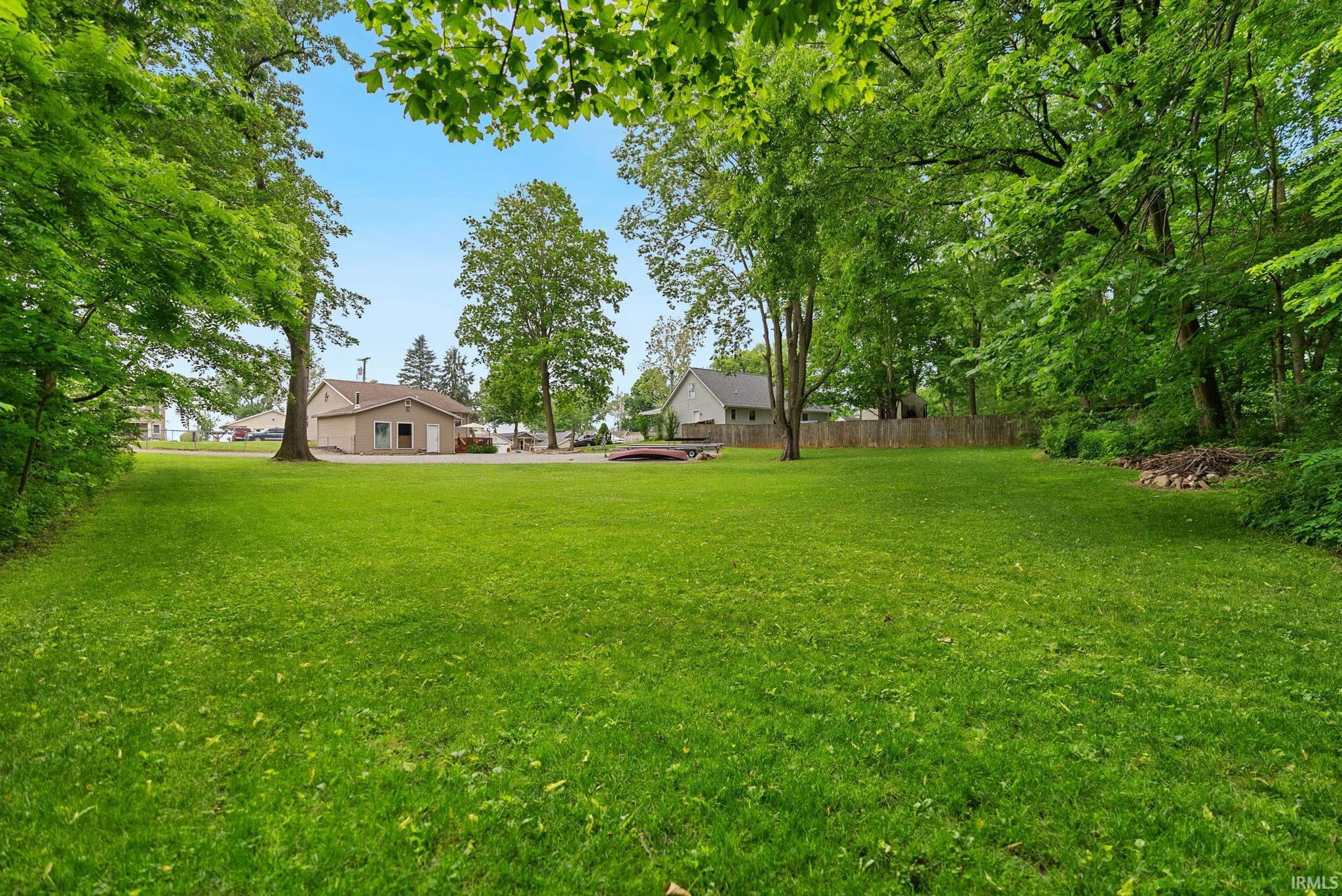 2136 Chapman Lake Drive Warsaw IN 46582