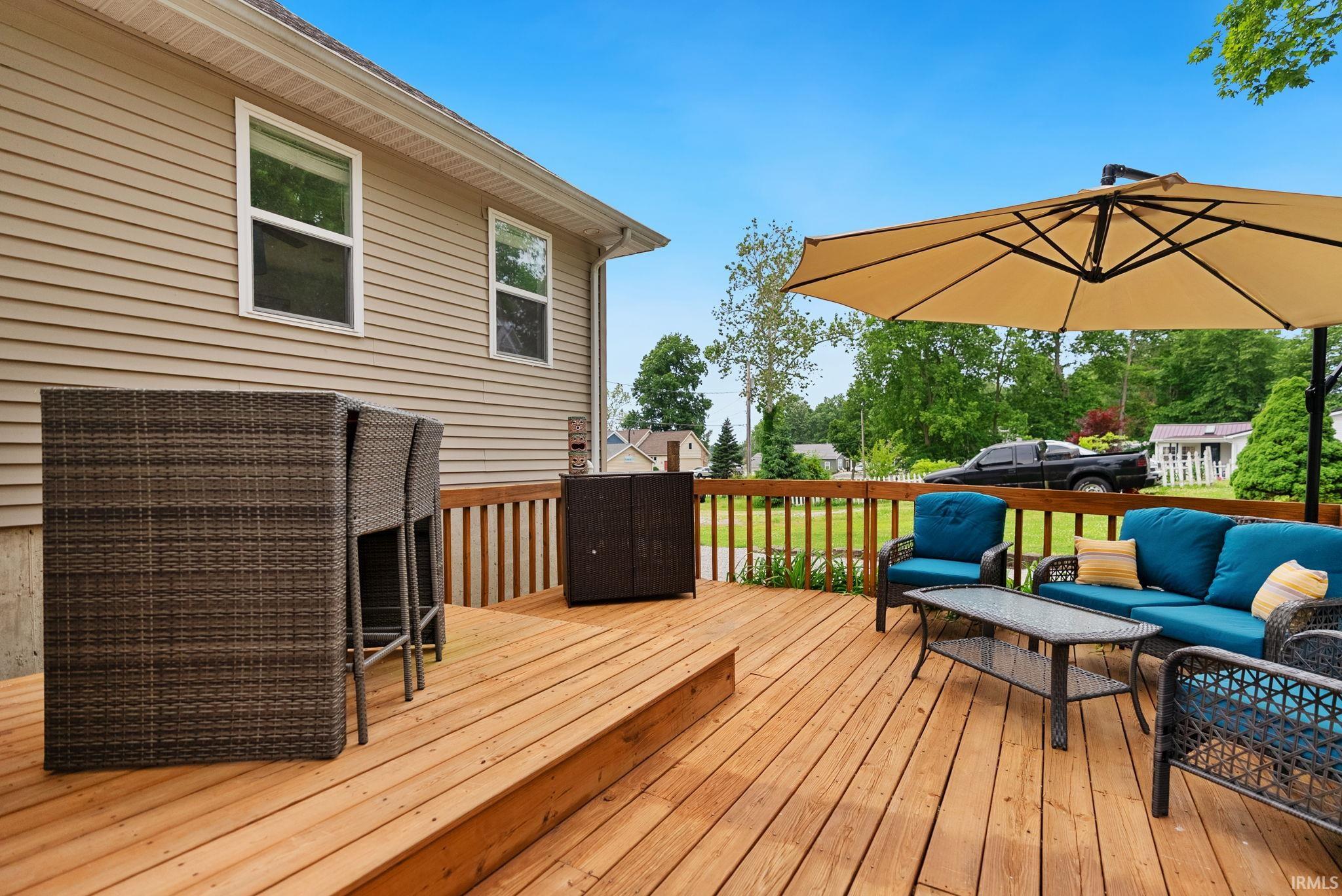 2136 Chapman Lake Drive Warsaw IN 46582