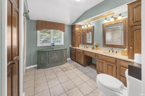 1920 E Hillbrook Drive Jasper IN 47546
