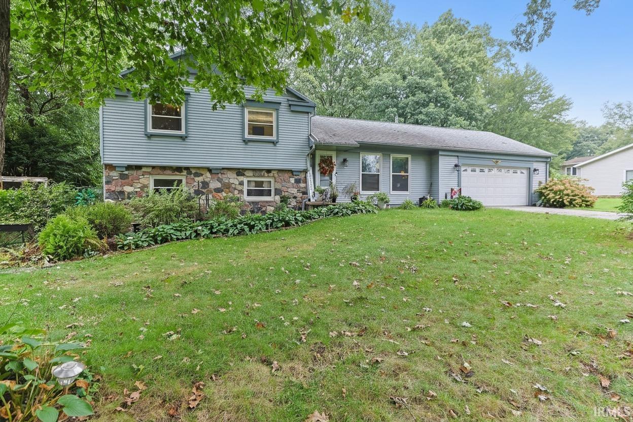 South Bend IN, 16841 Colony Drive