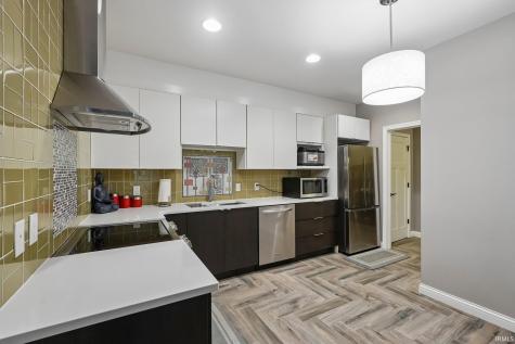 5600 Treeline Drive Columbus IN 47201