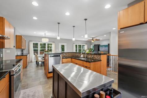 5600 Treeline Drive Columbus IN 47201