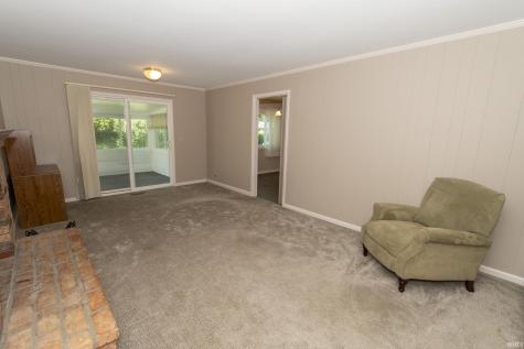 1936 Piedmont Way South Bend IN 46614
