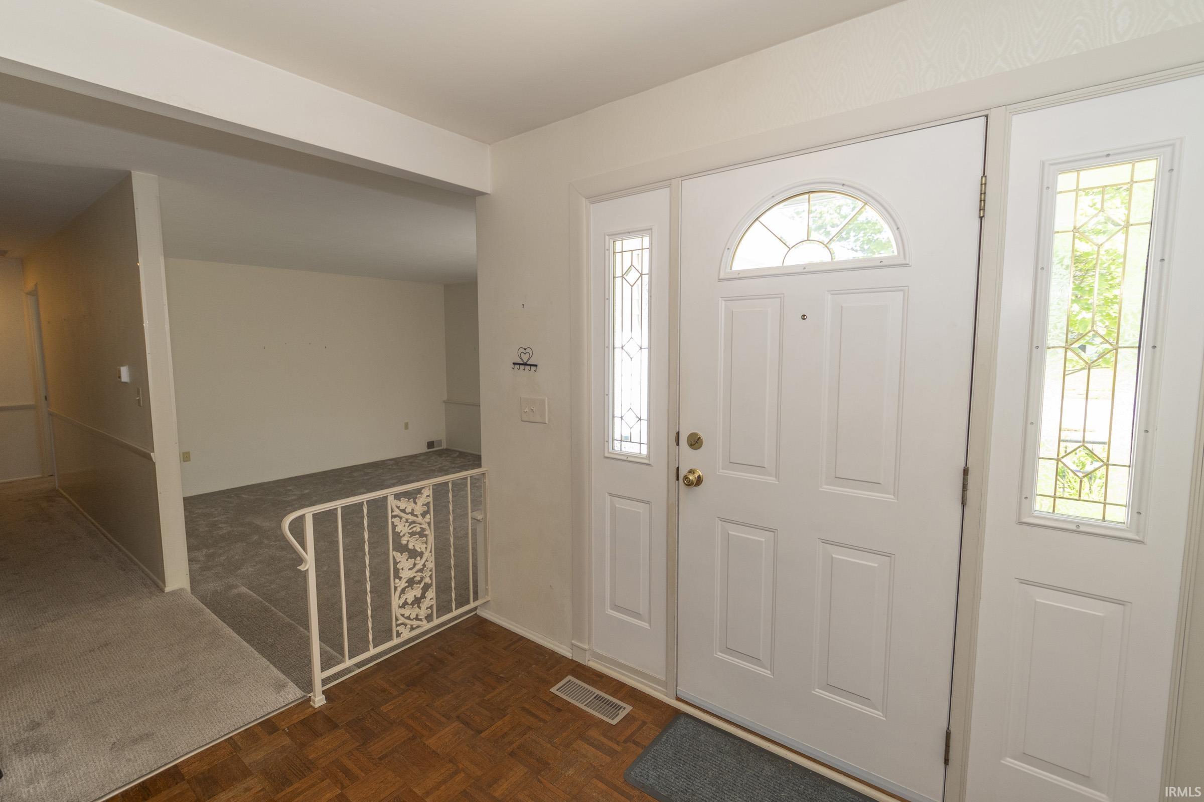 1936 Piedmont Way South Bend IN 46614