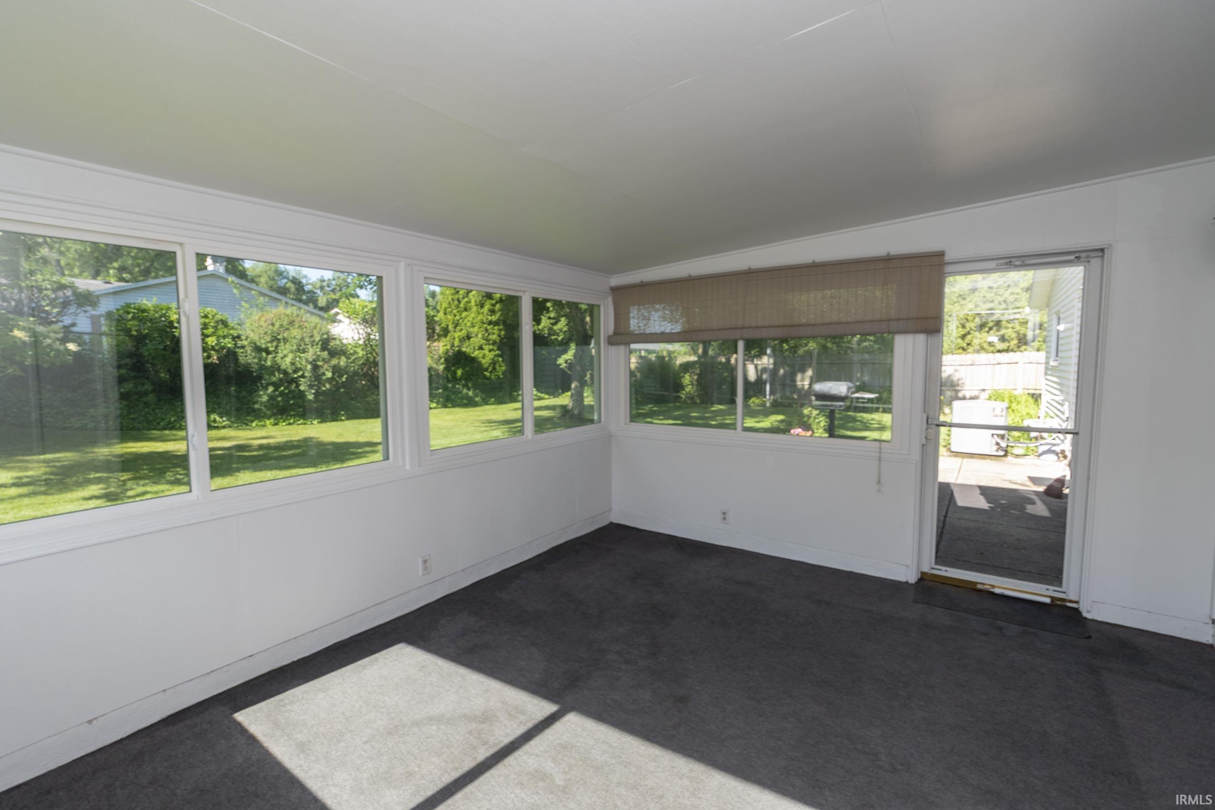 1936 Piedmont Way South Bend IN 46614