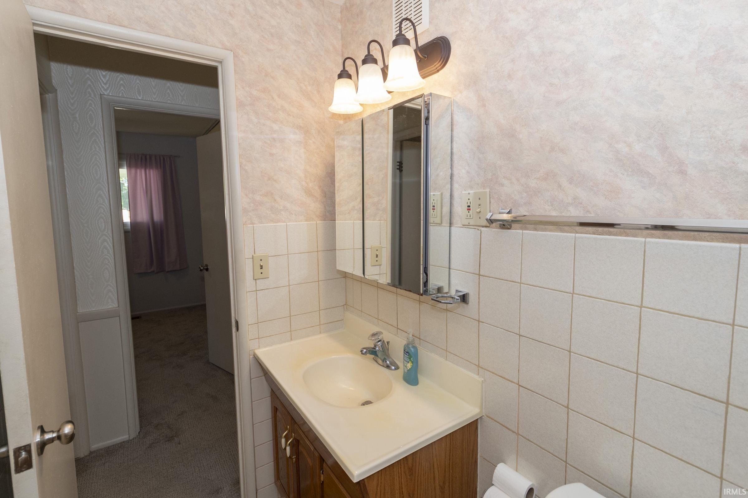 1936 Piedmont Way South Bend IN 46614