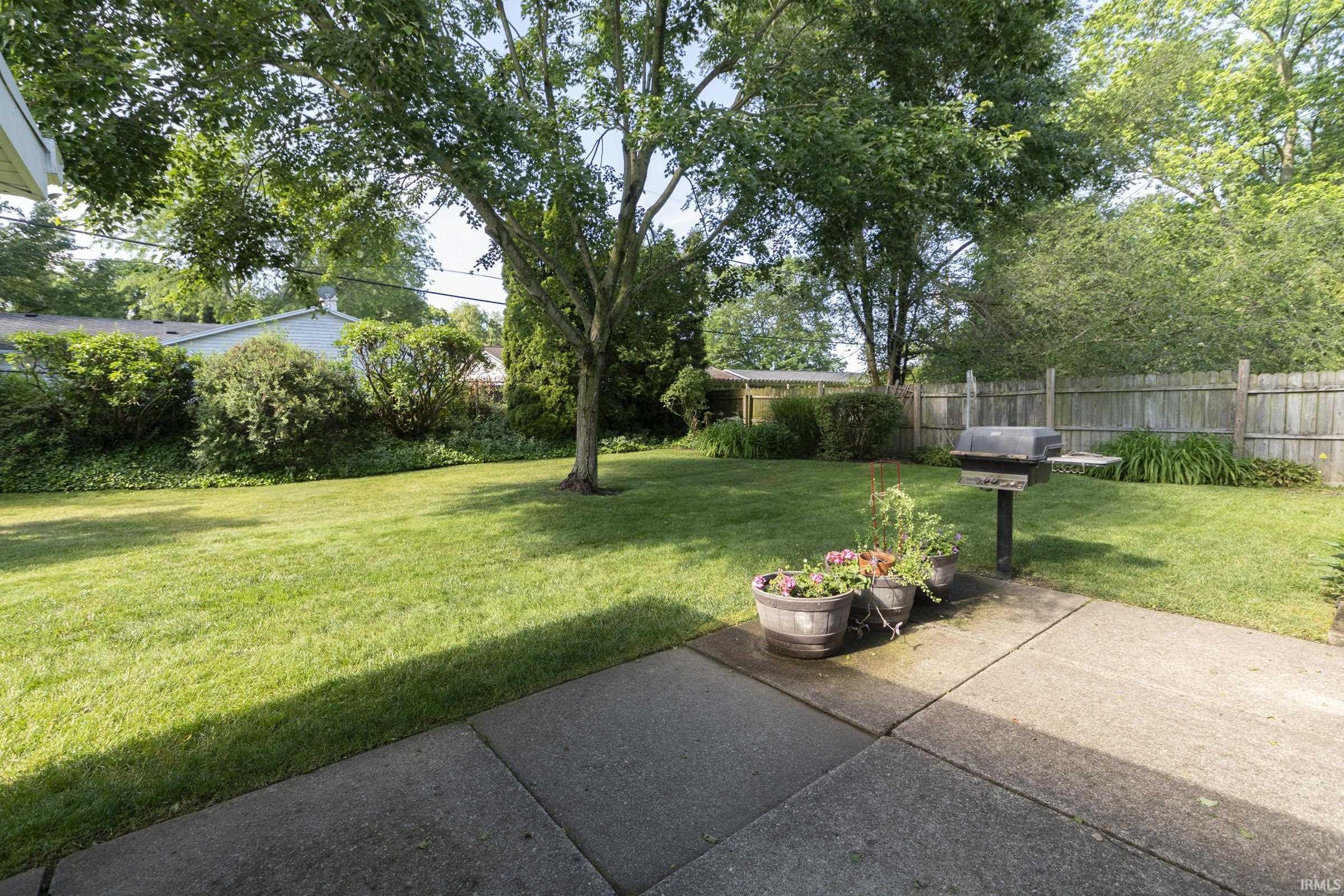 1936 Piedmont Way South Bend IN 46614
