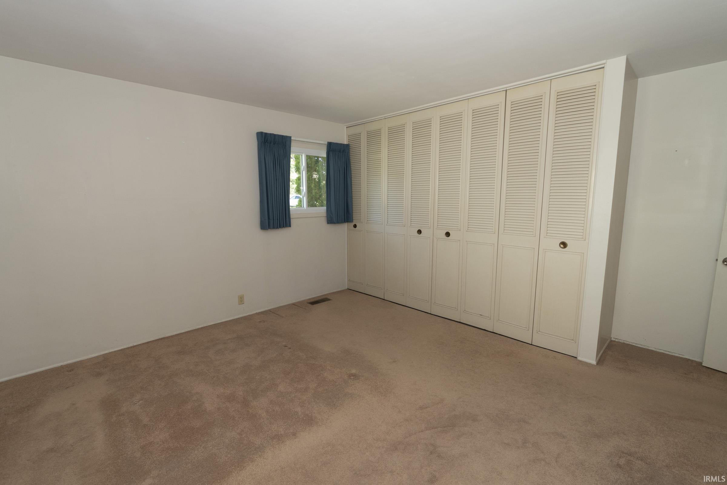 1936 Piedmont Way South Bend IN 46614