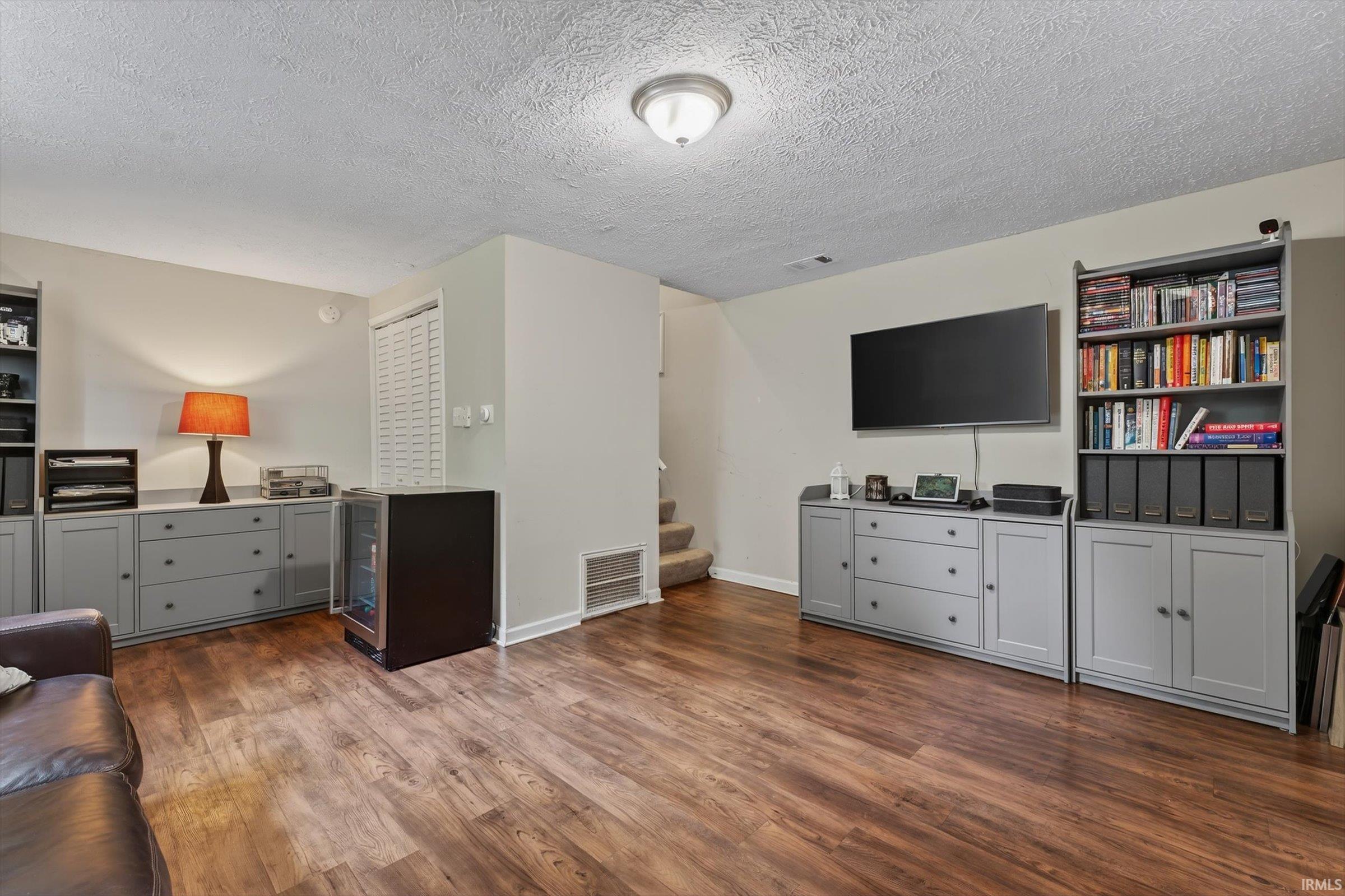 1222 Edgewood Drive South Bend IN 46616