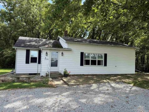 11256 N 450 E Syracuse IN 46567