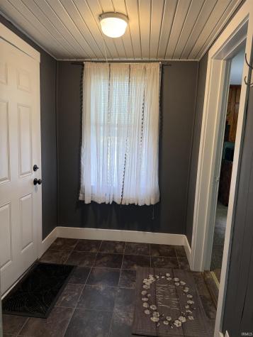 11256 N 450 E Syracuse IN 46567