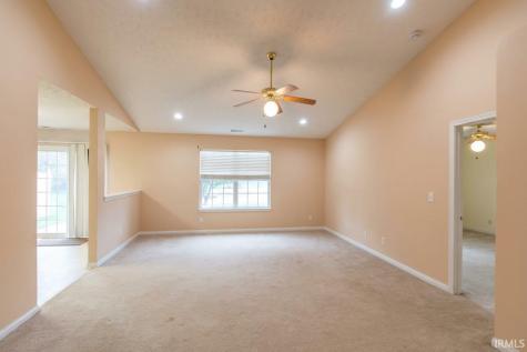 9730 Chatteris Road Evansville IN 47725