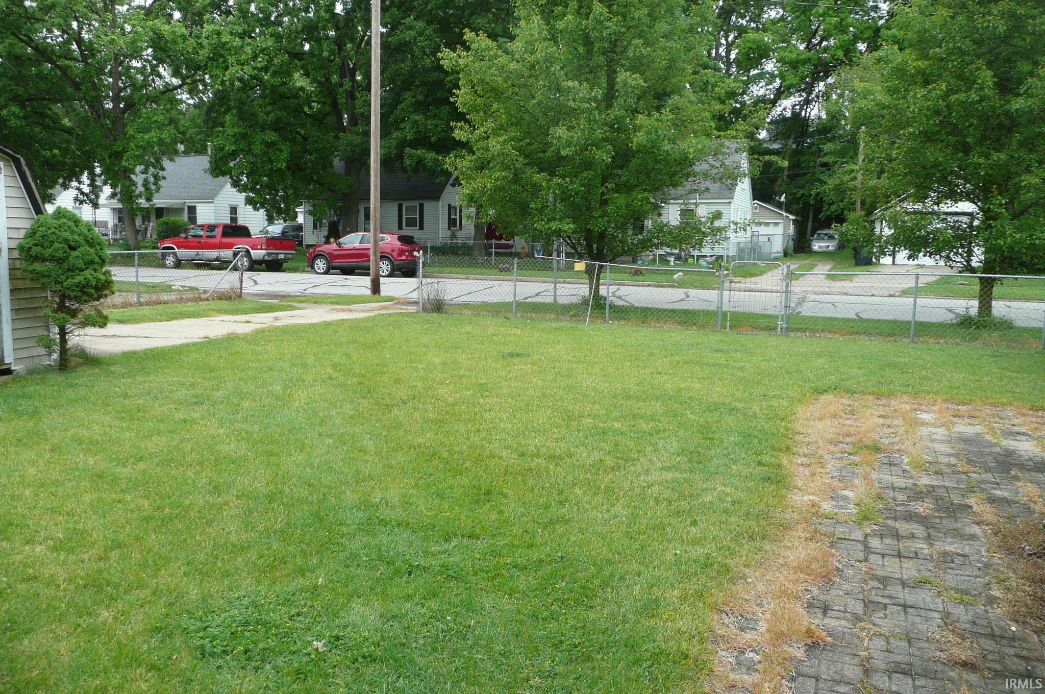 2057 Riverside Drive South Bend IN 46616