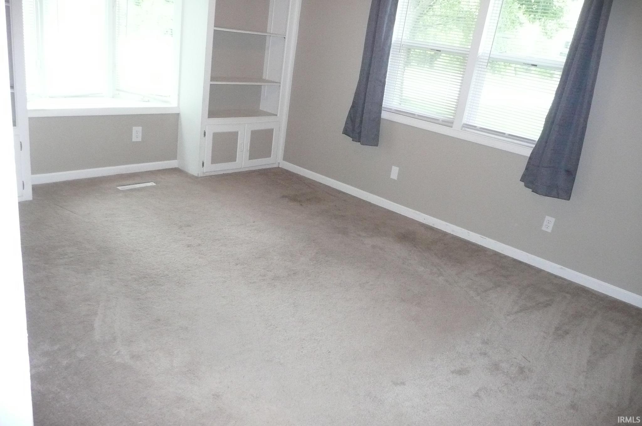 2057 Riverside Drive South Bend IN 46616
