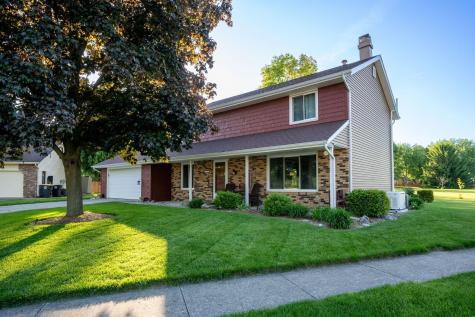 4531 Blue Water Court Fort Wayne IN 46804