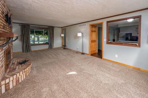 4531 Blue Water Court Fort Wayne IN 46804