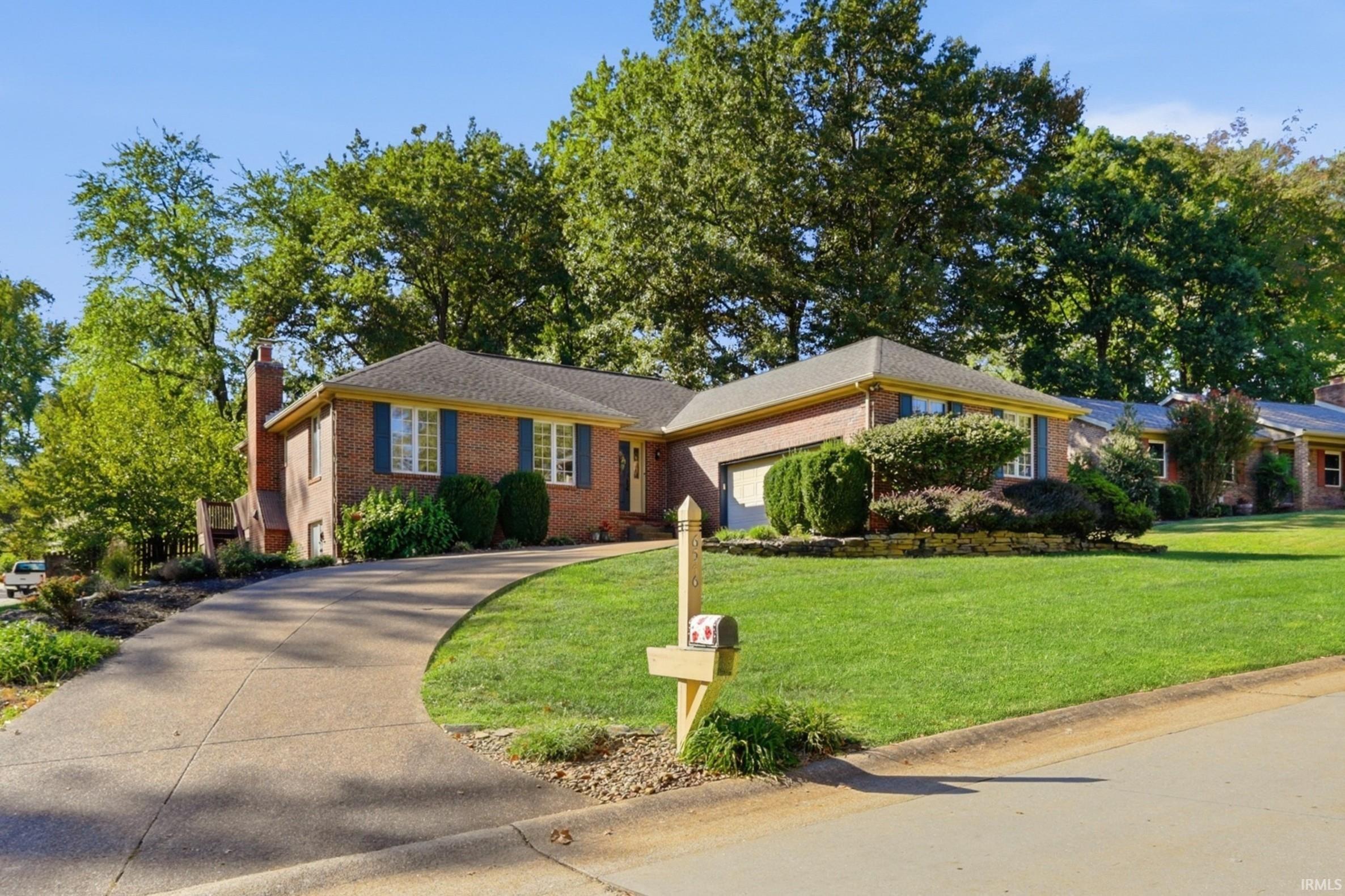6546 Green Hill Drive Evansville IN 47711