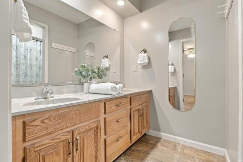6546 Green Hill Drive Evansville IN 47711