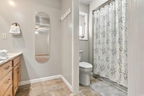 6546 Green Hill Drive Evansville IN 47711