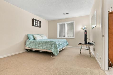 6546 Green Hill Drive Evansville IN 47711